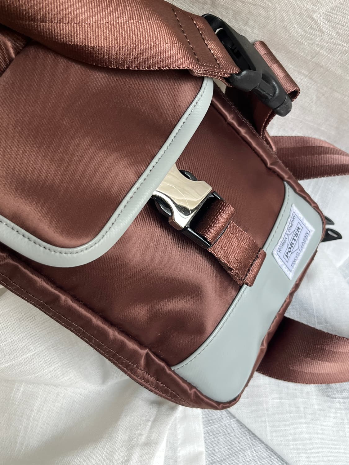 Porter 포터 글로시 슬링백 브라운 상품이미지6