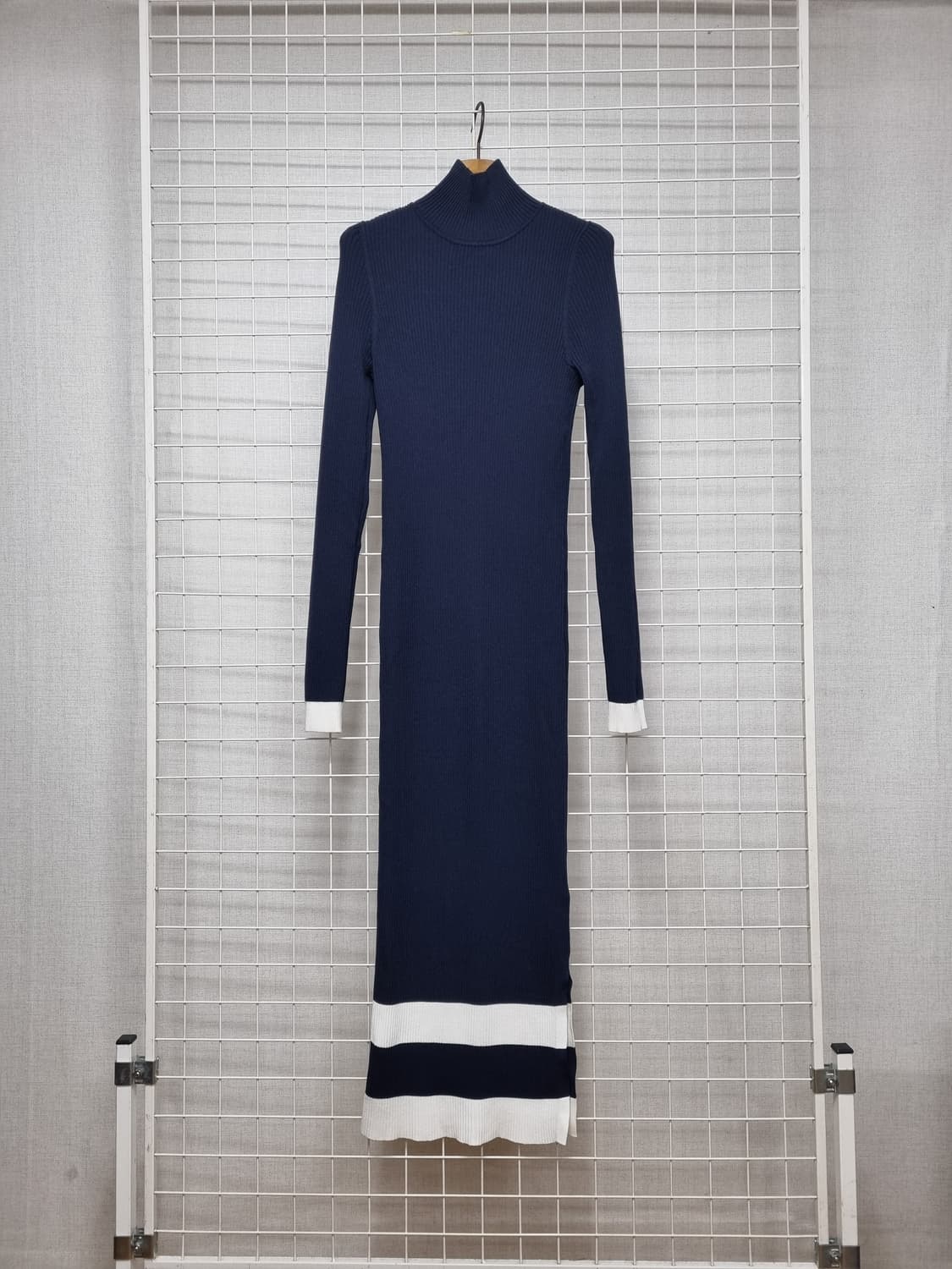 (택포) 타미힐피거  니트원피스 (네이비) 새상품급 상품이미지1