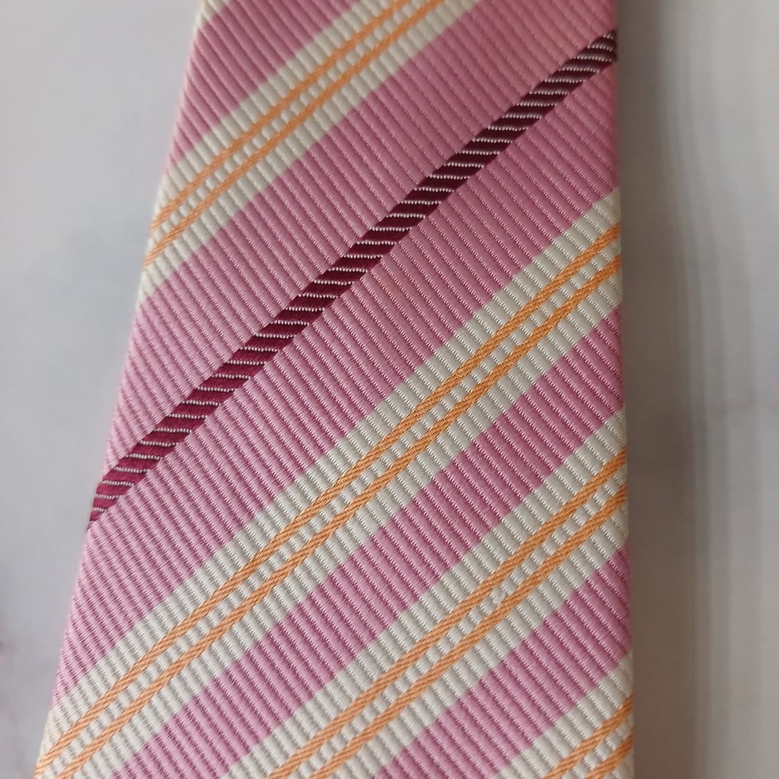 메트로시티 실크 핑크 스트라이프 넥타이 9.6cm A등급 A19297
 상품이미지9