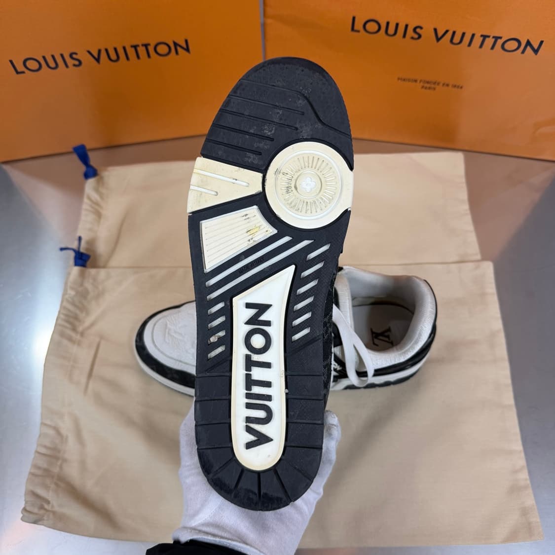 [리오브] 루이비통 LV 트레이너 데님 모노그램 스니커즈 상품이미지3