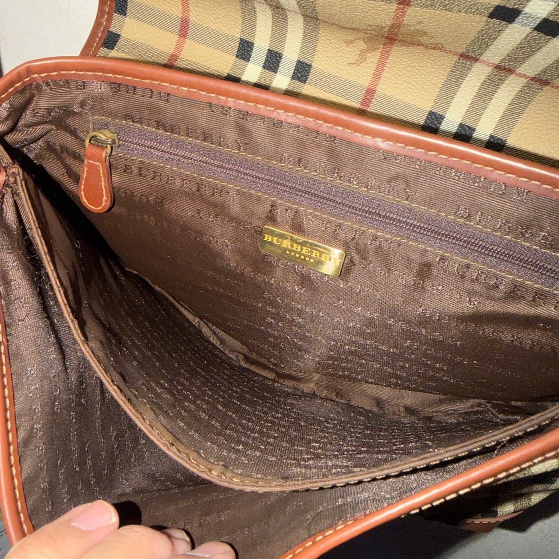 버버리 노바체크 클레식 사각 크로스백 상품이미지10