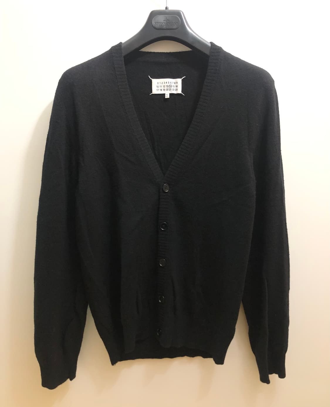 [M] 마르지엘라 엘보우 패치 가디건 블랙 상품이미지1