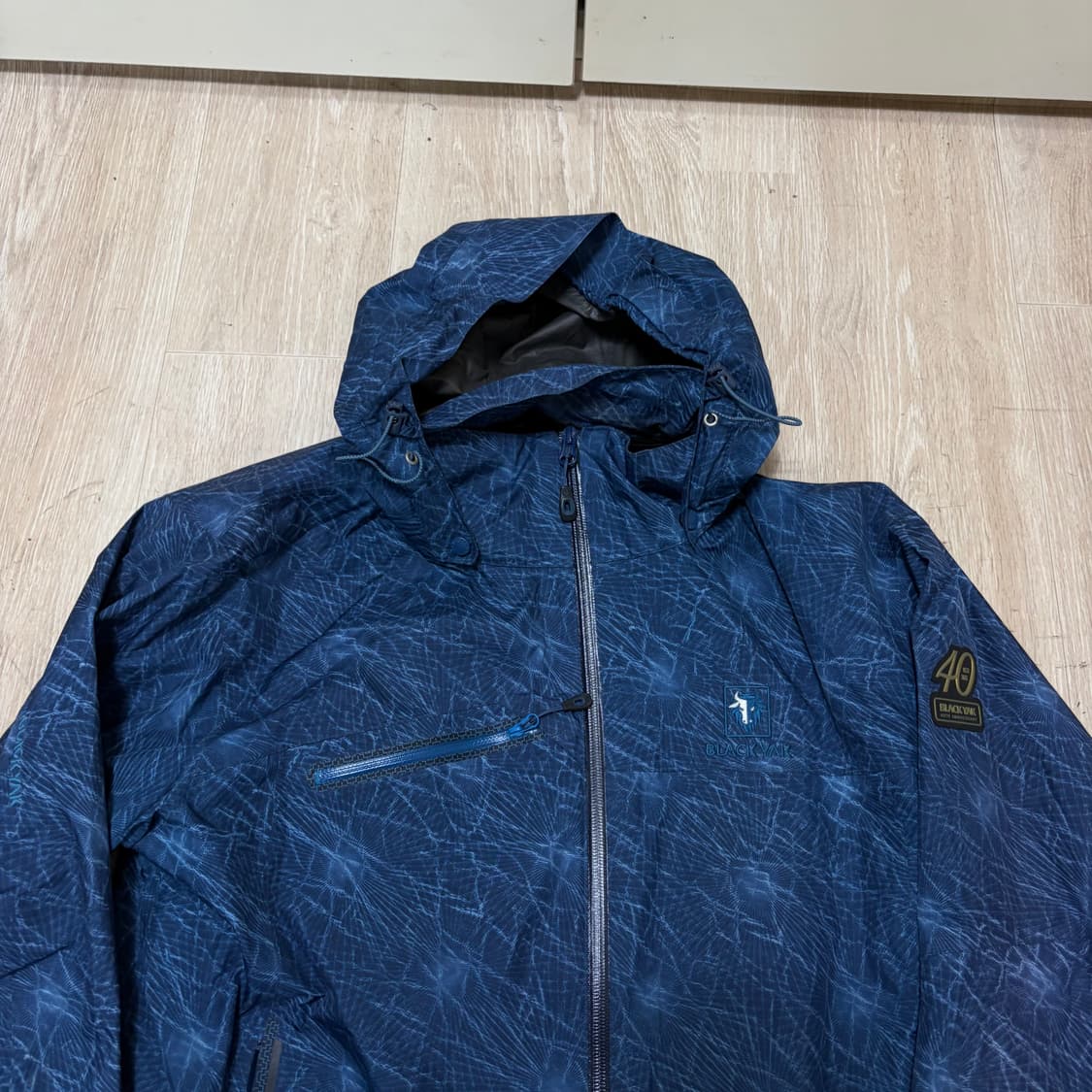 블랙야크 남성 40주년 고어텍스 바람막이 자켓 M/95  상품이미지2