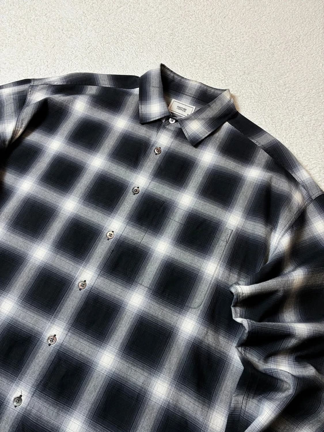 어나더오피스 24ss 릴렉스 옴브레 체크 셔츠 PN7726 상품이미지2