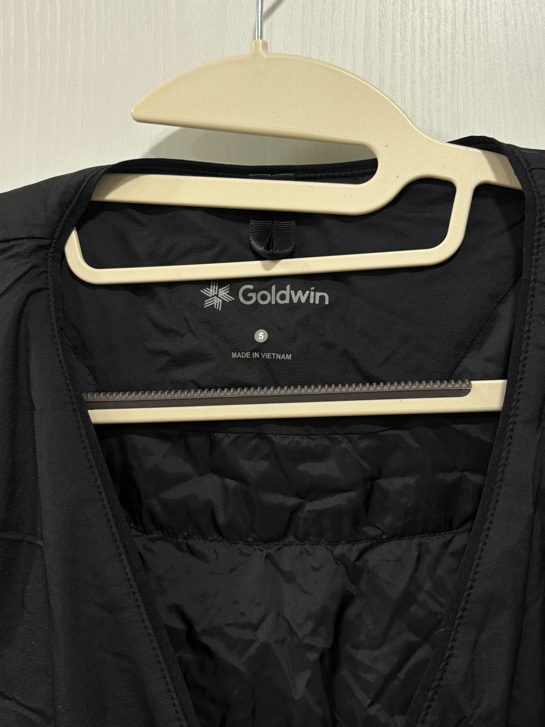 골드윈 24FW 브이넥 봄버자켓 상품이미지3