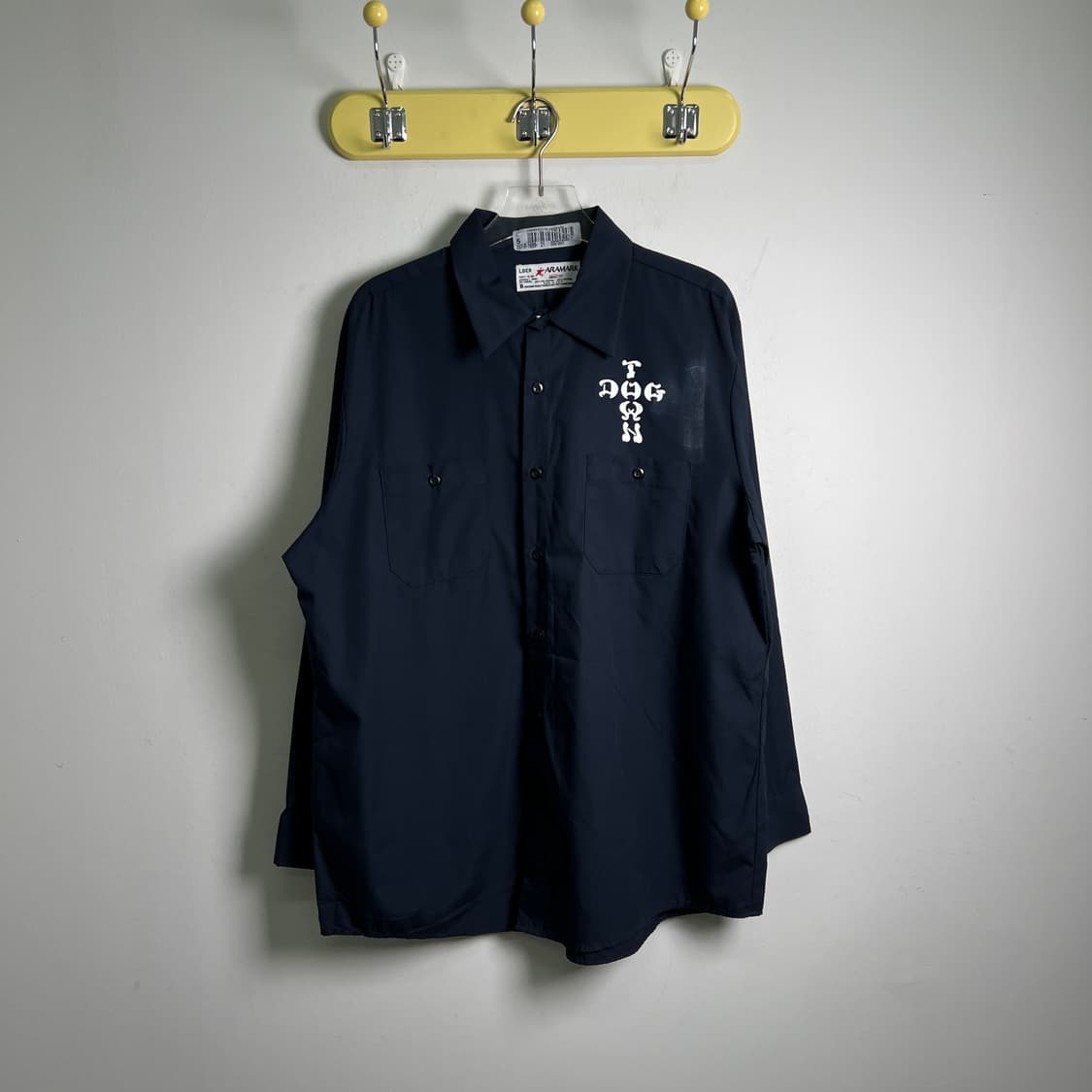 아라마크 도그타운 로고 커스텀 워크 셔츠 상품이미지1