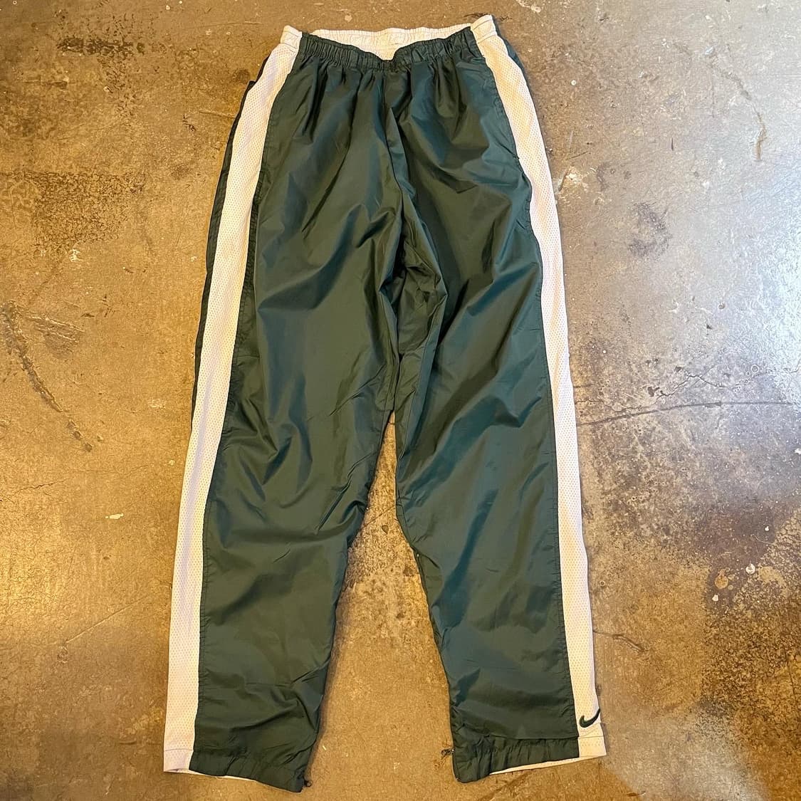 Nike reversible track pants 상품이미지7