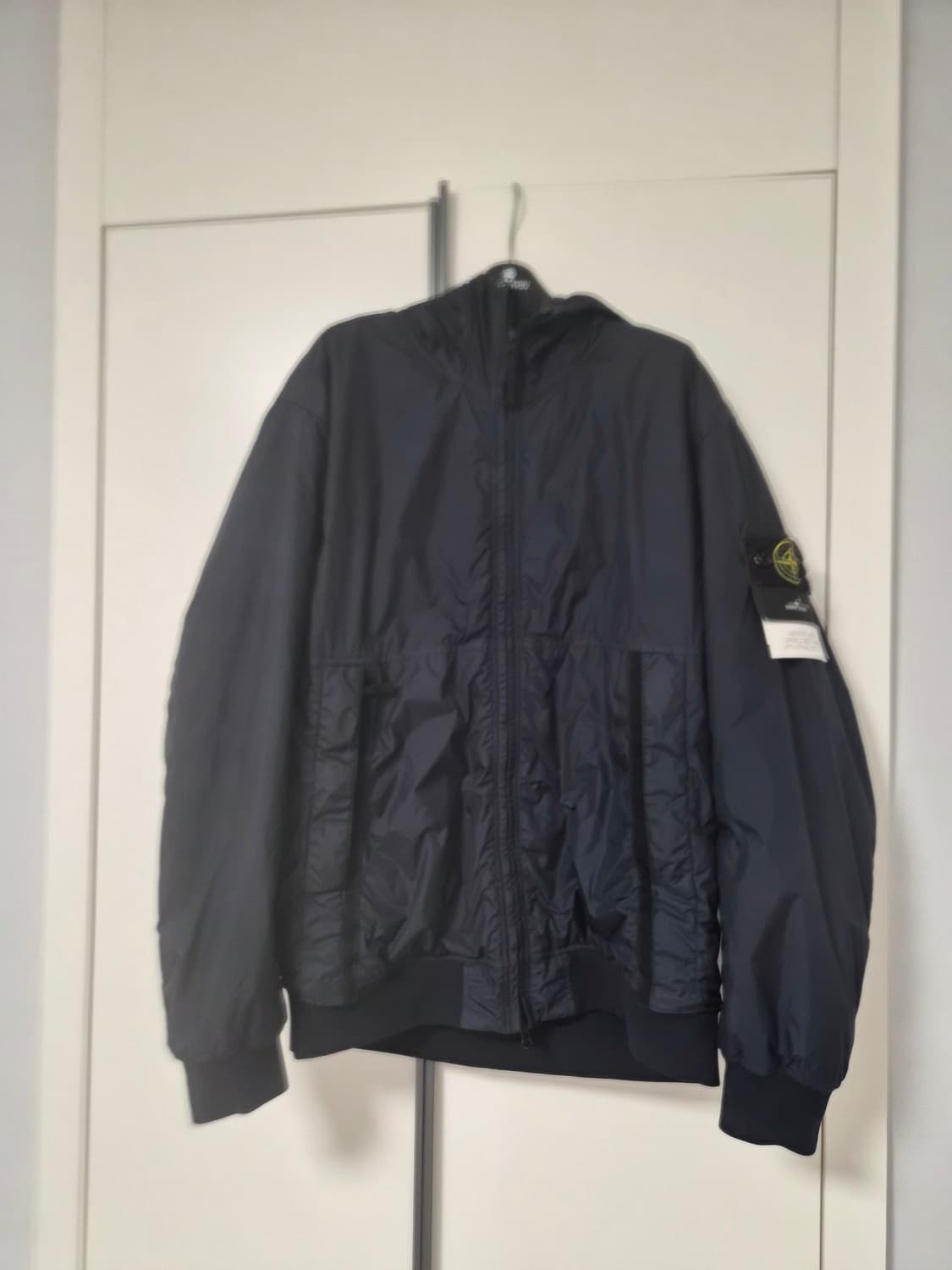 23fw XL 스톤아일랜드 크링클랩스 프리마로프트 자켓 상품이미지2