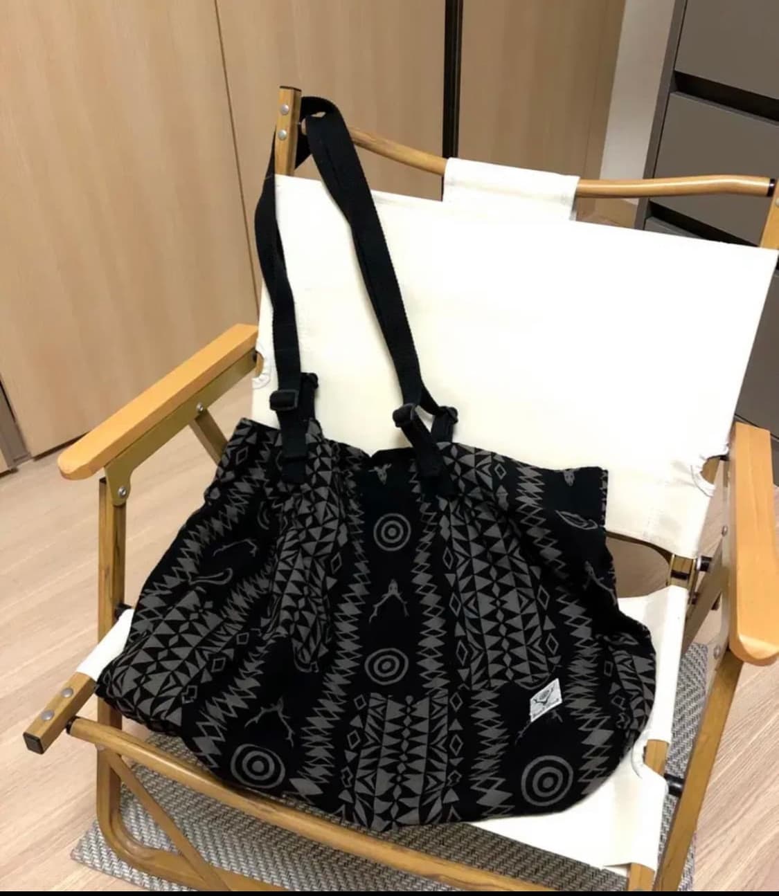 남이서팔 토트백 판매합니다. 상품이미지3