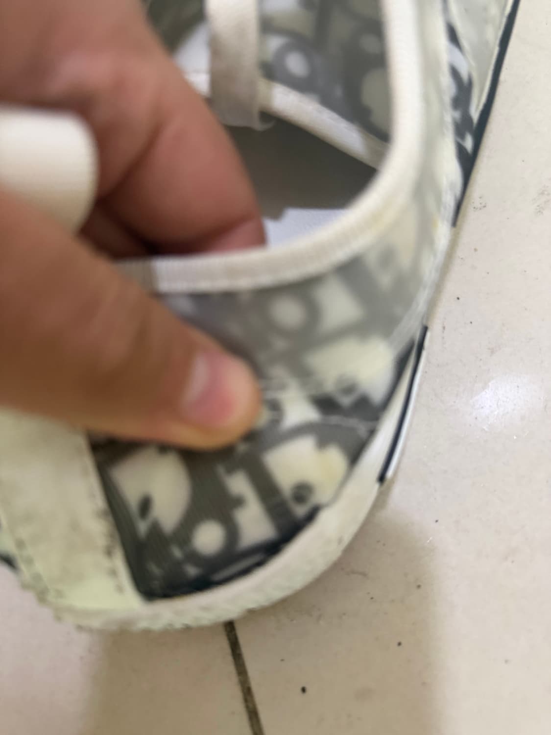 디올 스니커즈 상품이미지3