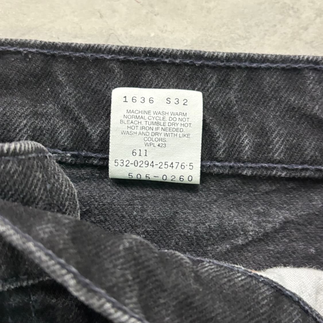 [36/34] 90s USA🇺🇸 리바이스 505 레드탭 블랙 흑청 상품이미지4