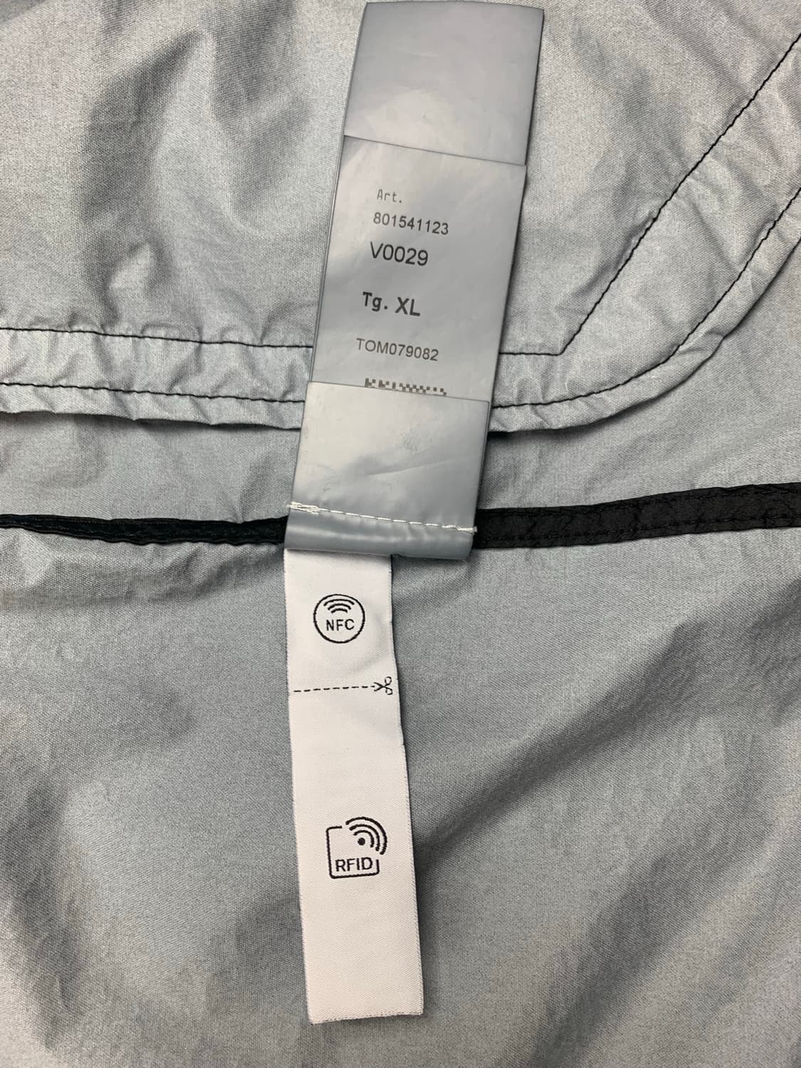 [XL] 정품 스톤아일랜드 24SS 멤브라나 3L TC 후드자켓 블랙 상품이미지9