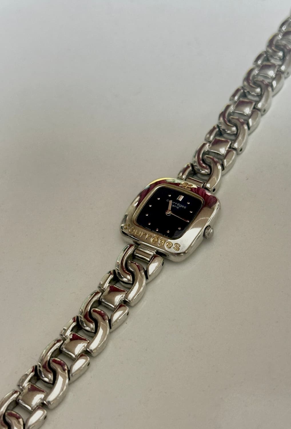 꾸레쥬 시계 상품이미지5