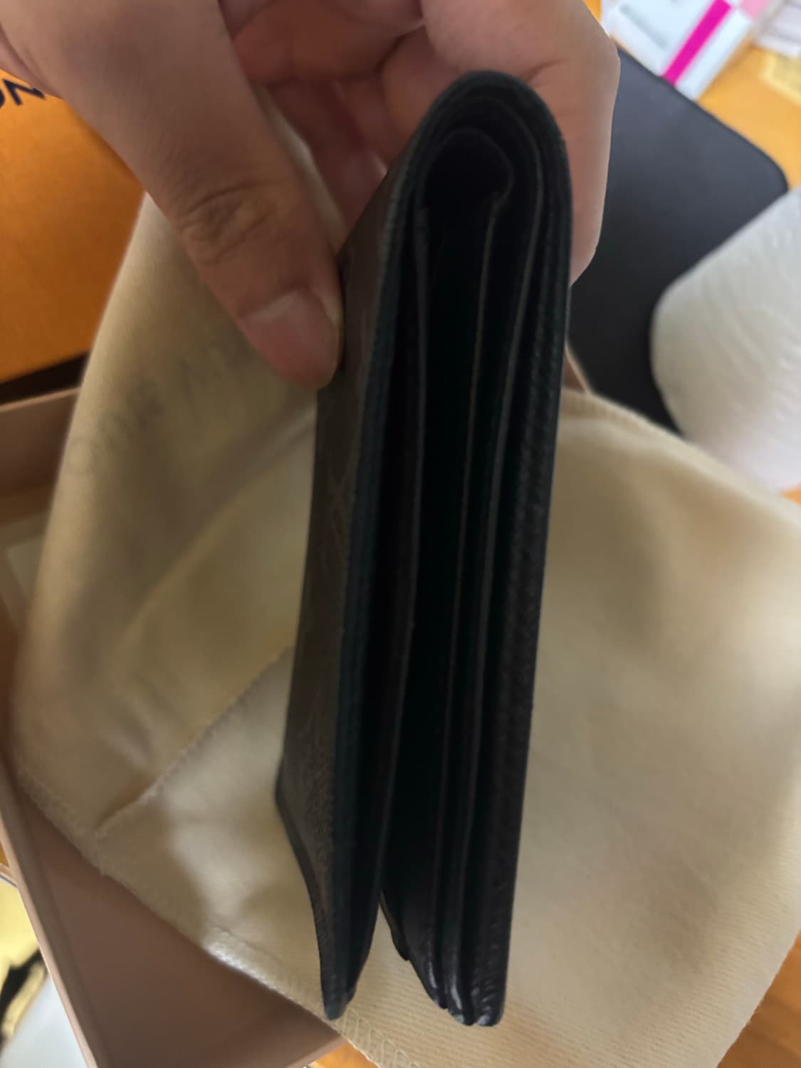 루이비통 반지갑 상품이미지3