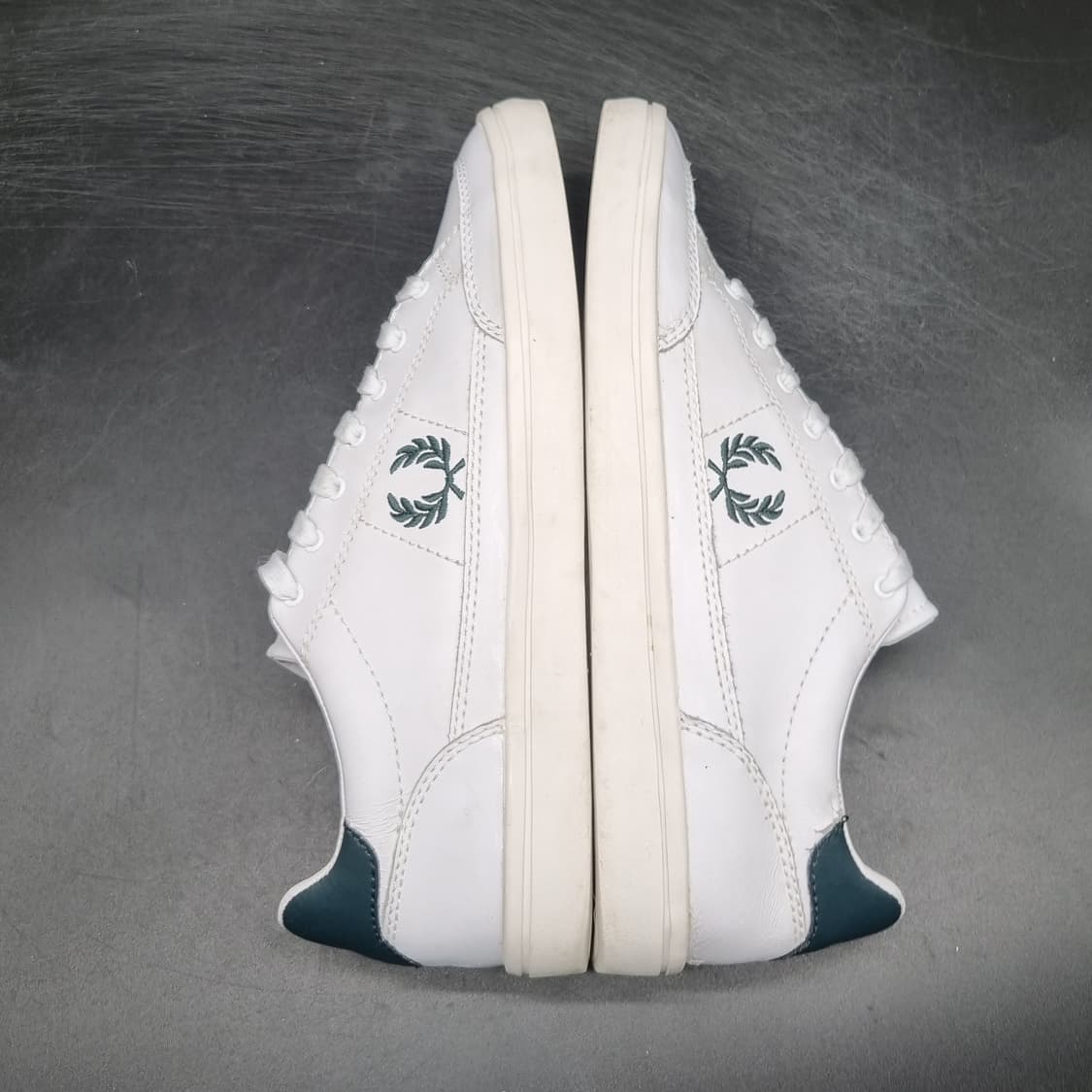 프레드페리 화이트 스니커즈42 270 상품이미지5