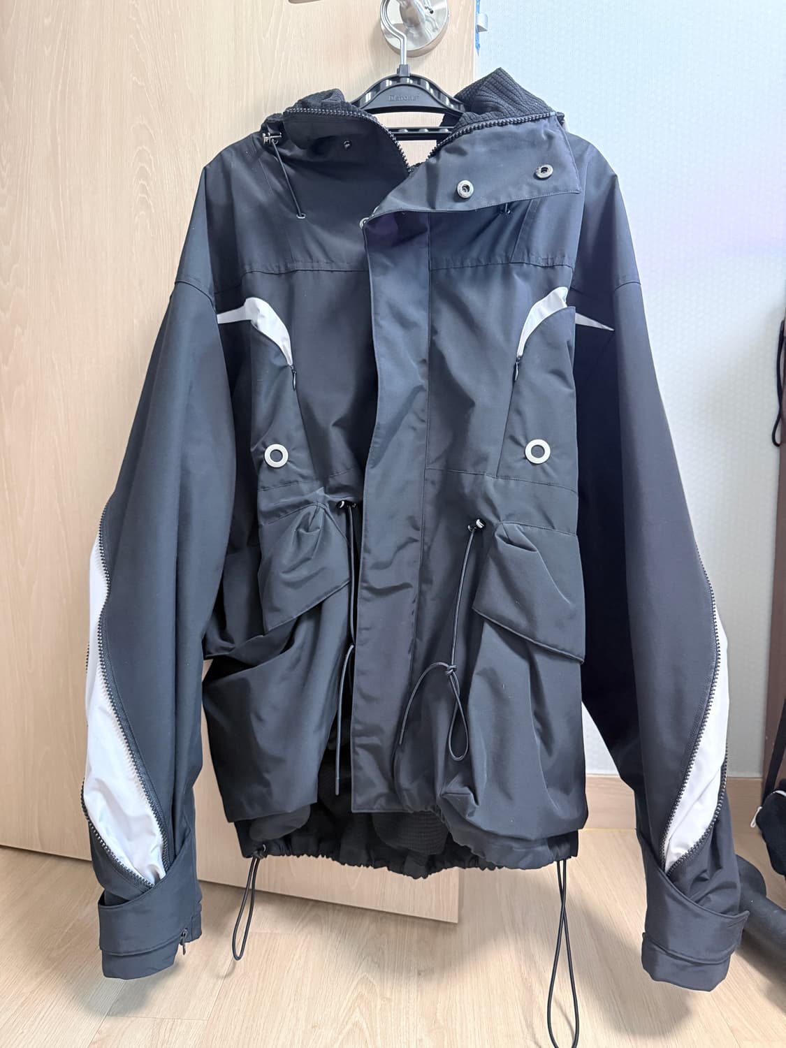 Cord 코드 22fw 펑셔널 오블리크 멀티 파카 블랙 상품이미지2