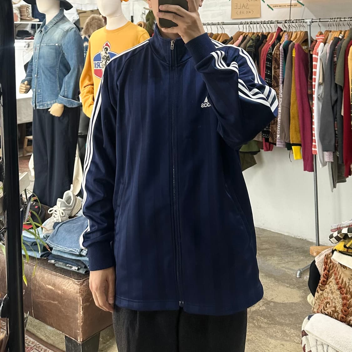 (착용컷) 아디다스 올드스쿨 트랙 자켓 (남성용 105) 상품이미지3