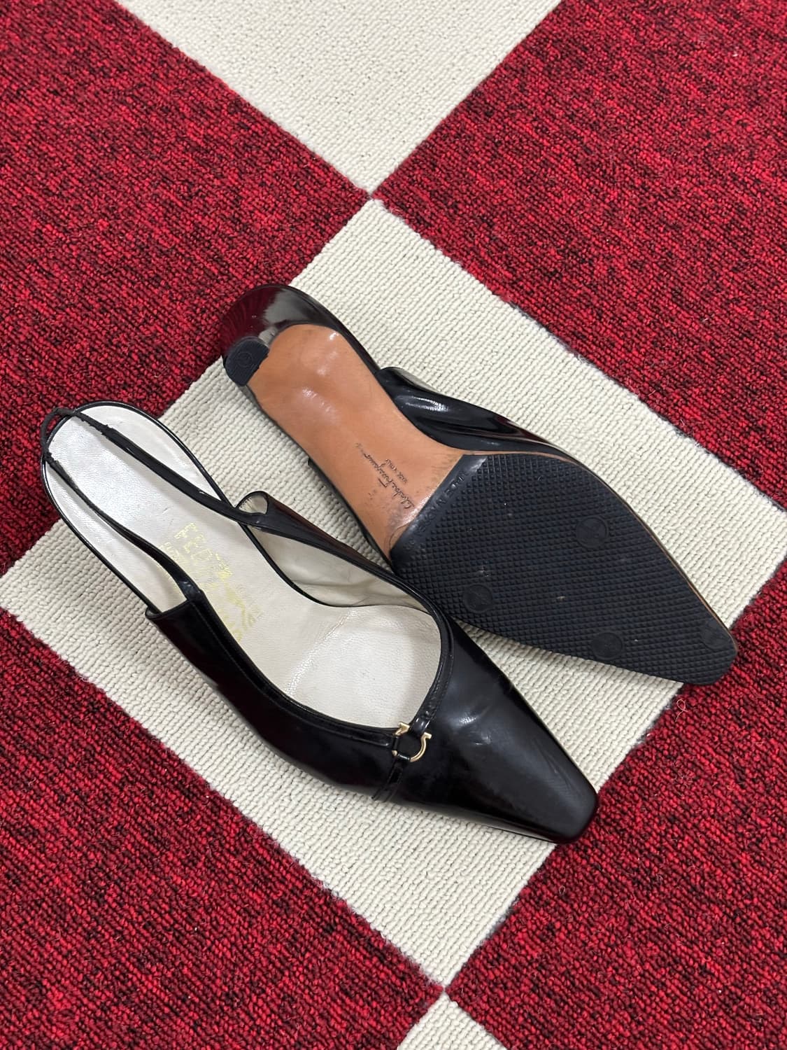 Ferragamo sling back pumps size 7.5 상품이미지7