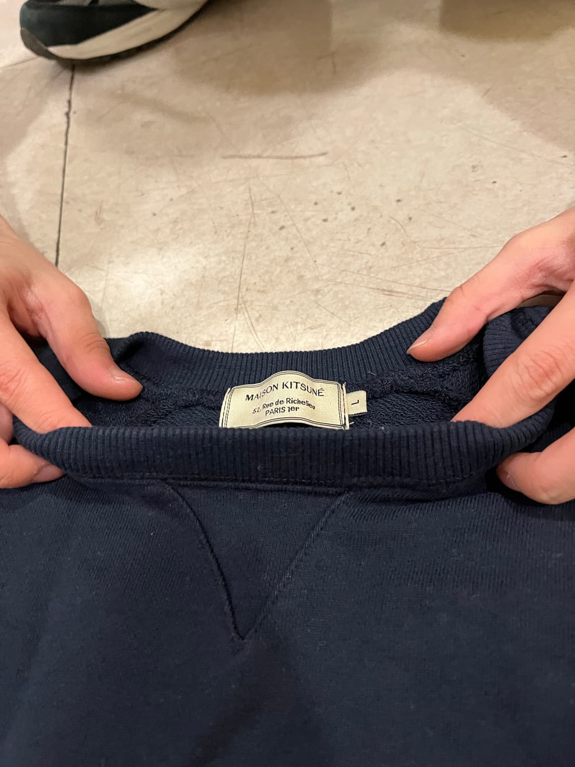 메종키츠네 맨투맨 네이비색 팔아용 상품이미지5