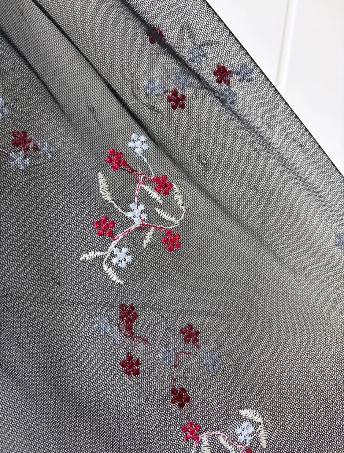 일본 모리걸 빈티지 블랙 꽃 패턴 자수 치마 미디 샤 스커트 에스닉 상품이미지3