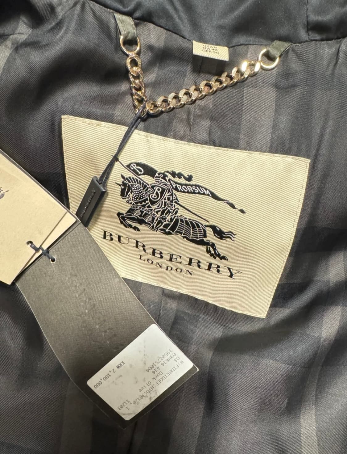 새제품 버버리패딩 상품이미지3