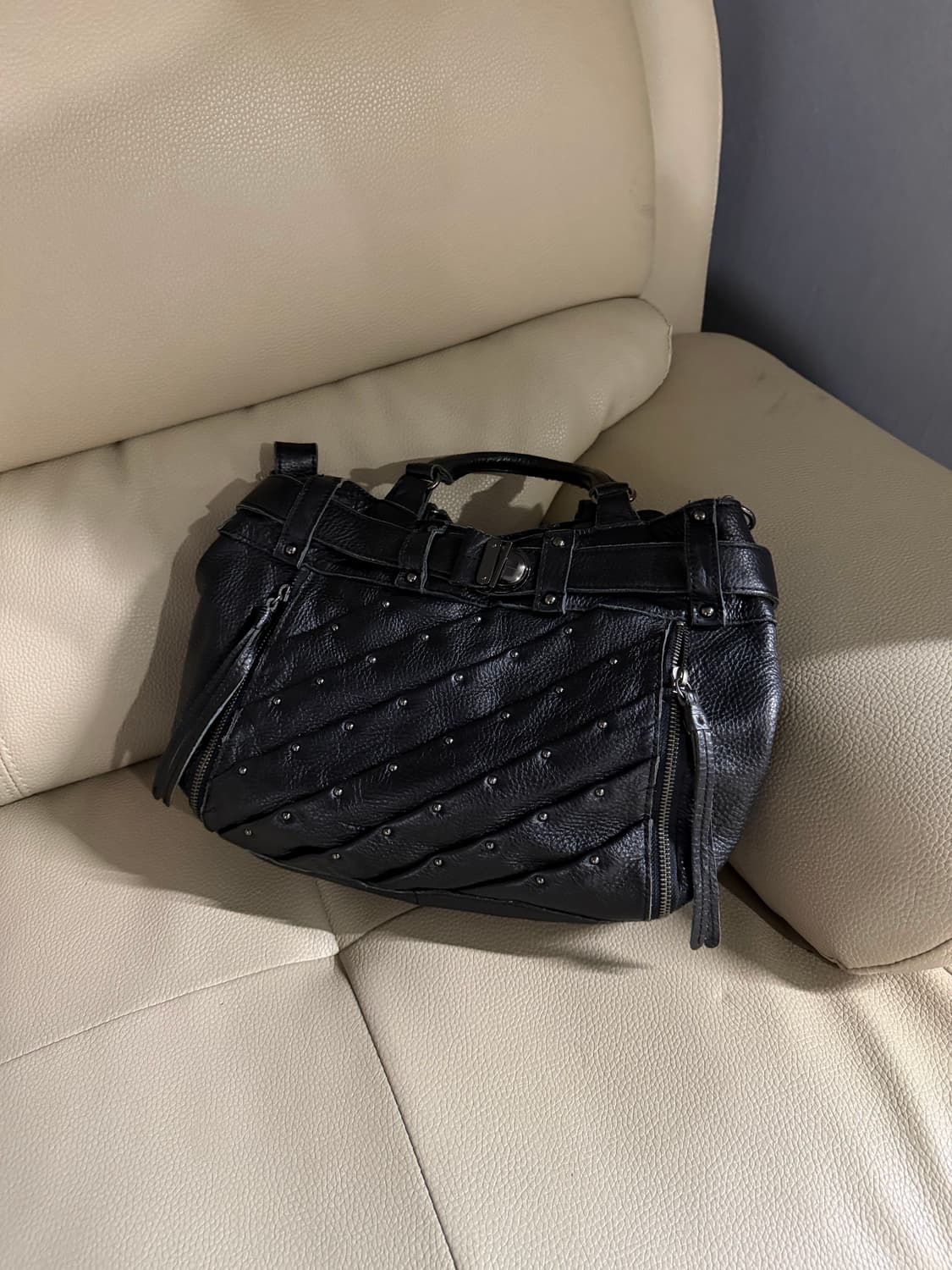 stud detail strap point real leather bag 상품이미지1