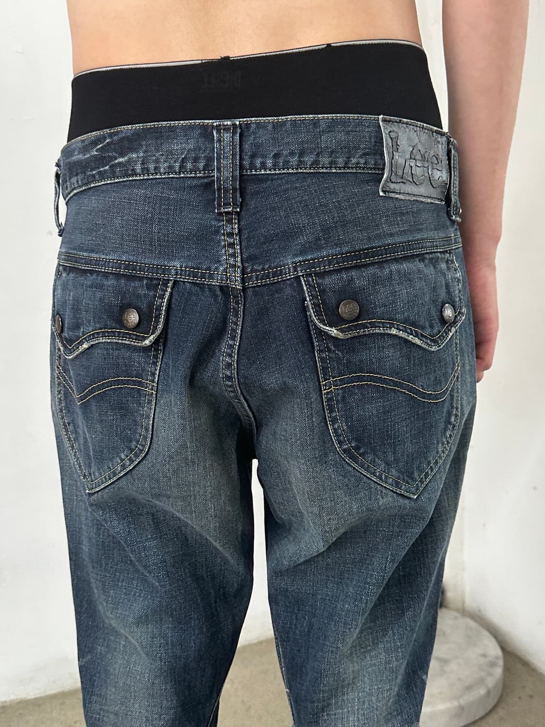 리 커브드 플레어 데님 팬츠 상품이미지3