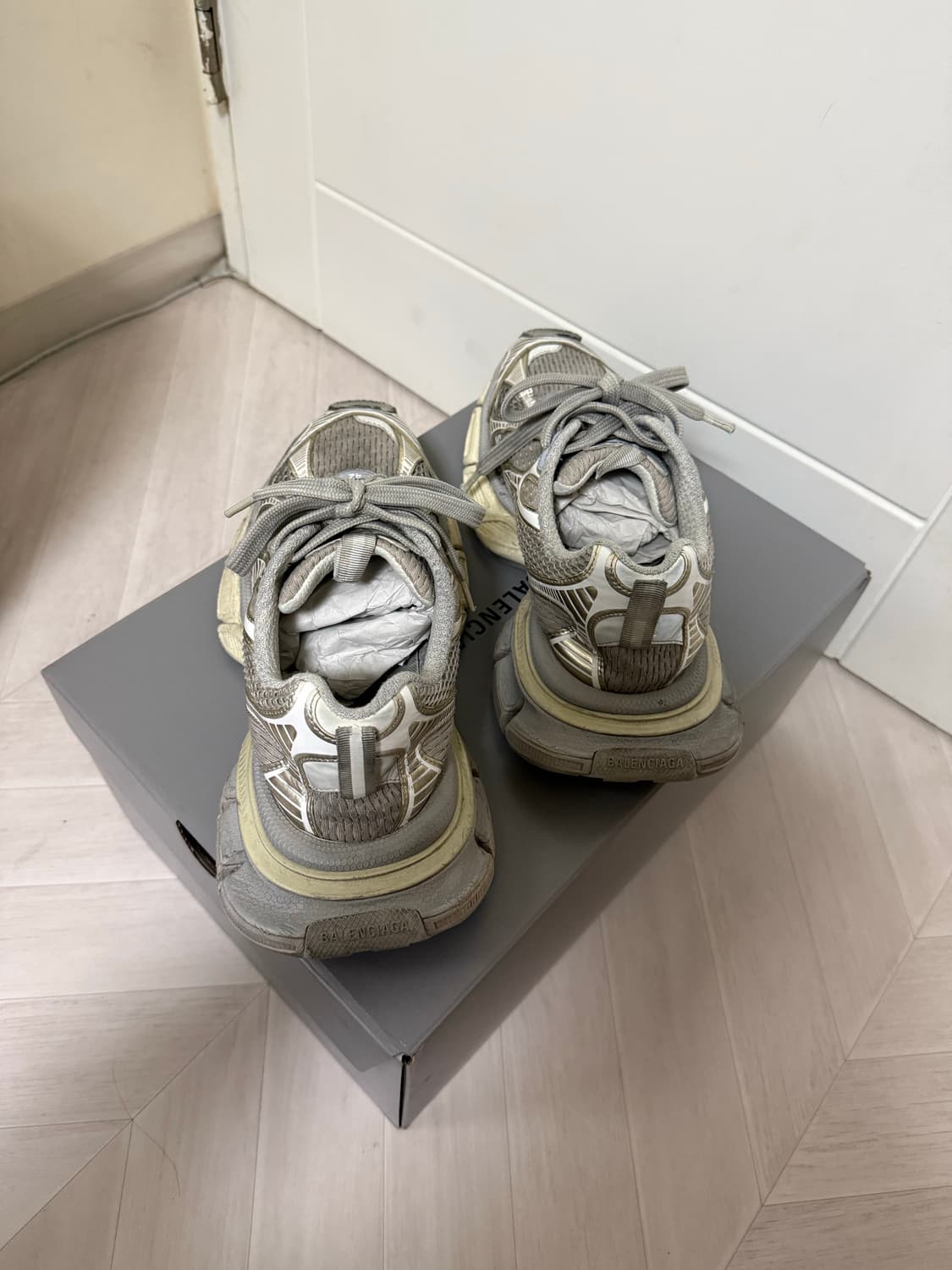 [42] 발렌시아가 3xl 에그쉘 상품이미지3