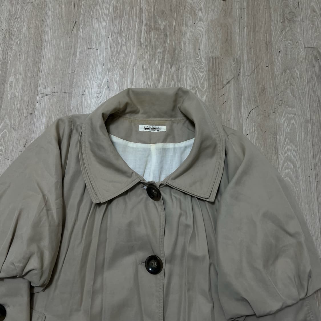 끌로에 여성 클래식 베이지 디테일 코트 55-66  상품이미지2