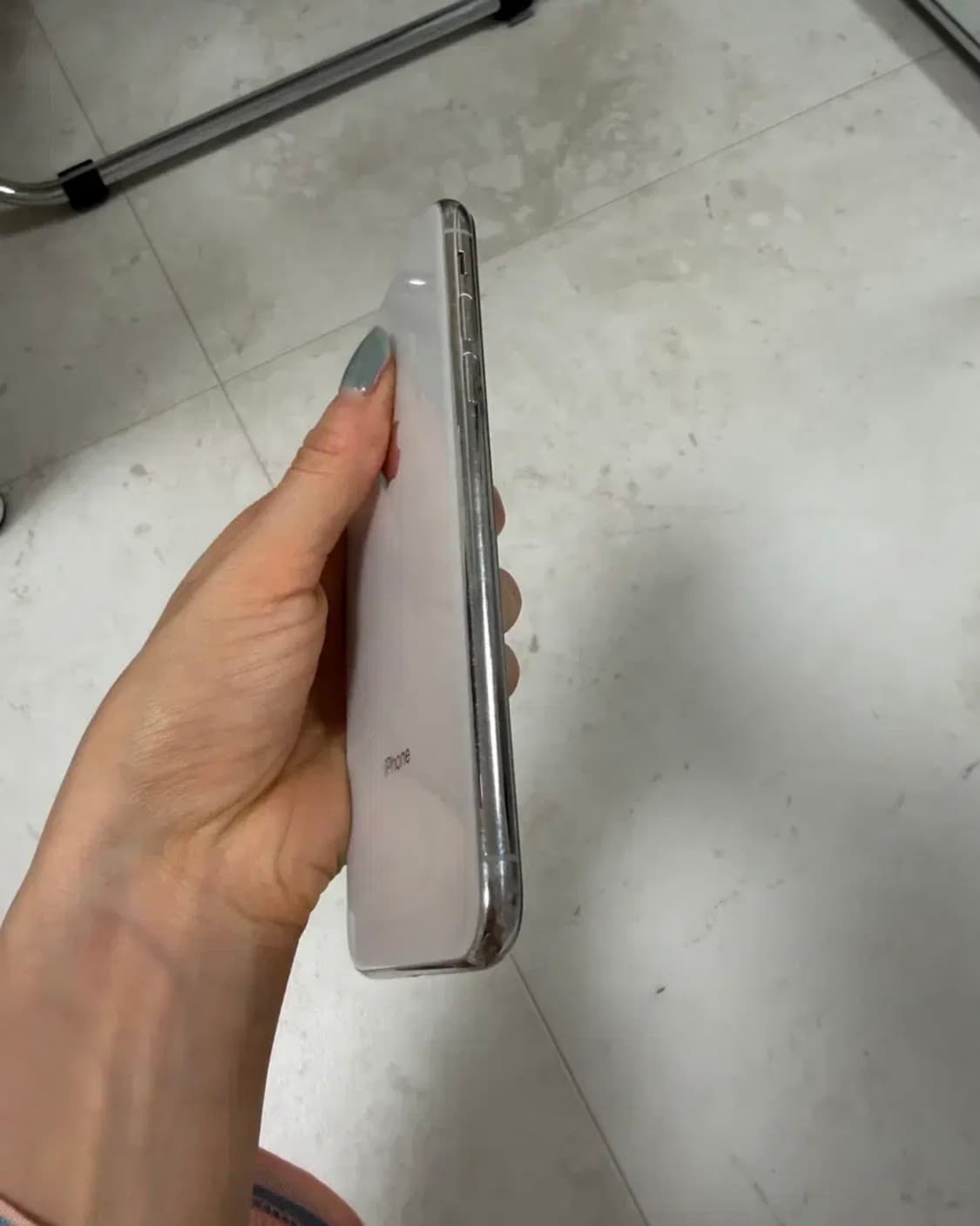 아이폰xs 실버 256 상품이미지5