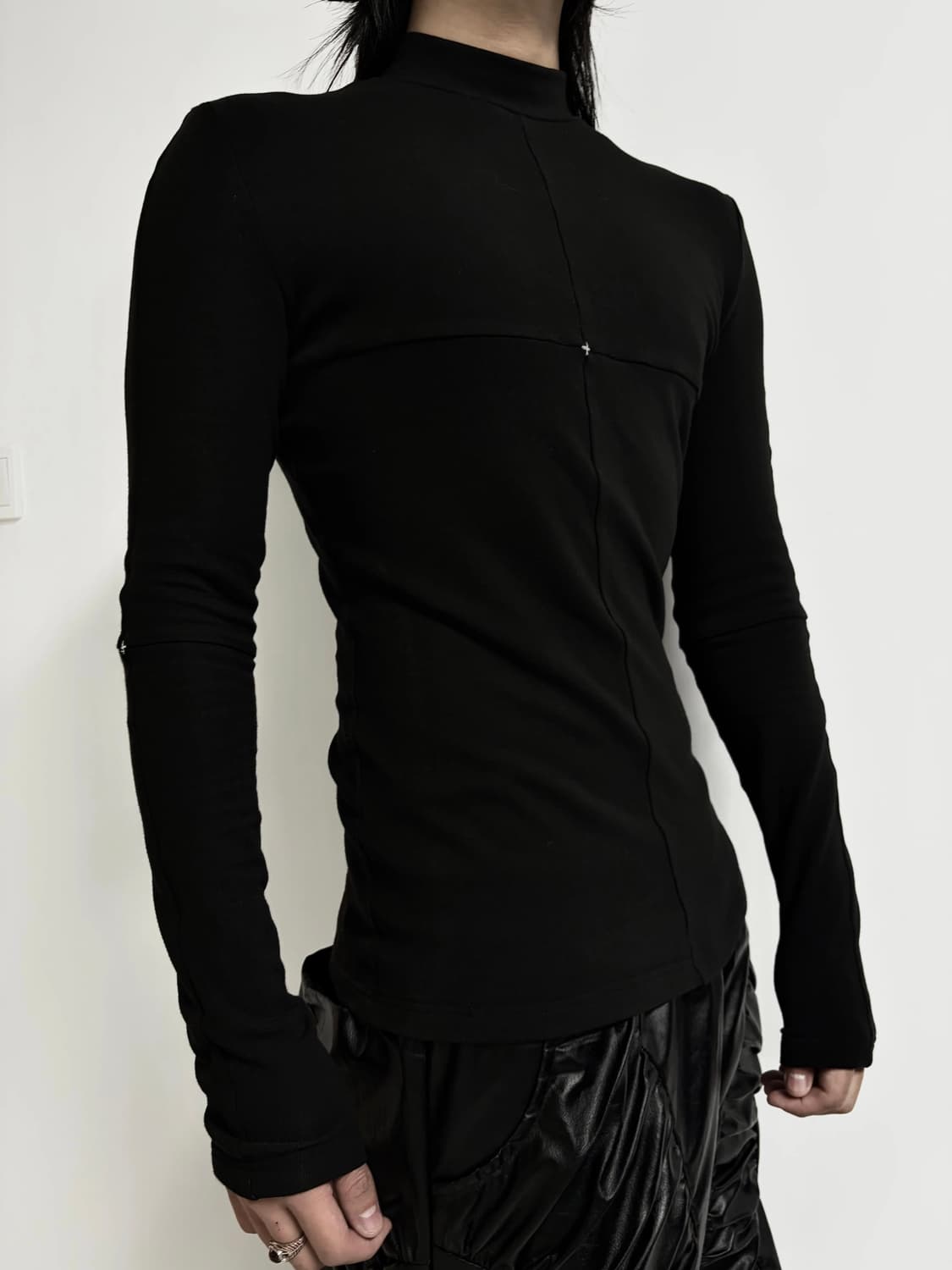 Opium SleekCross Turtleneck 상품이미지4