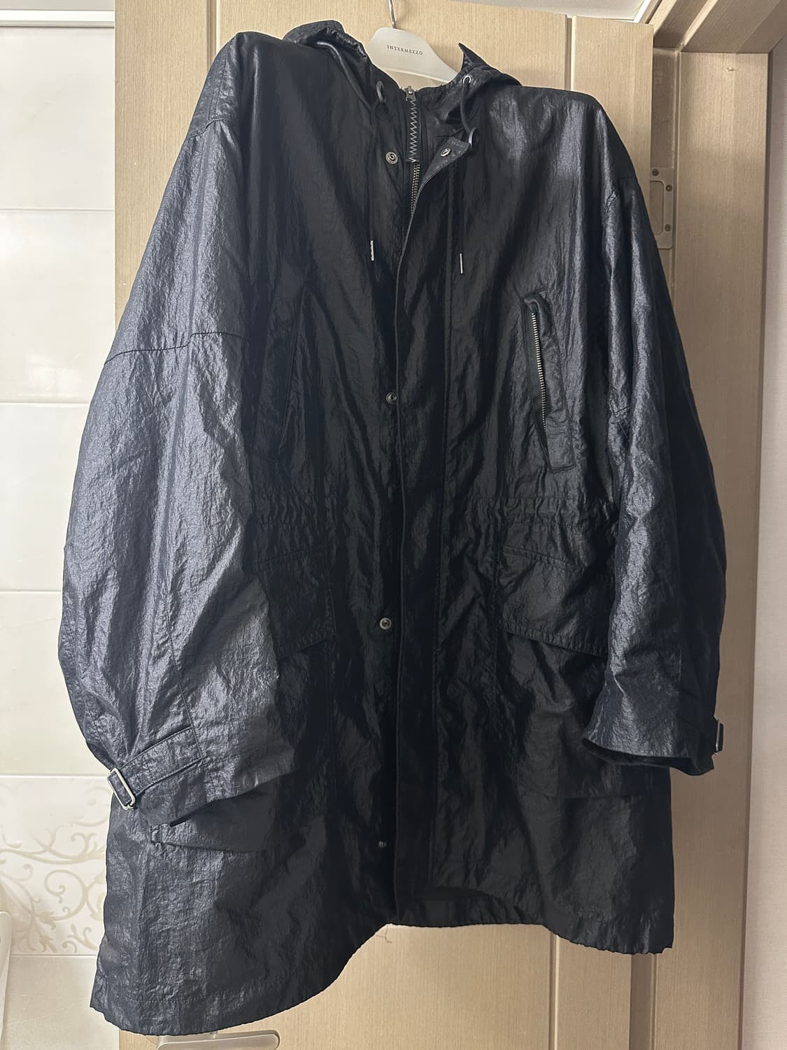 폴리테루 64 델 롱파카 코티드블랙  글로시블랙 3 상품이미지6