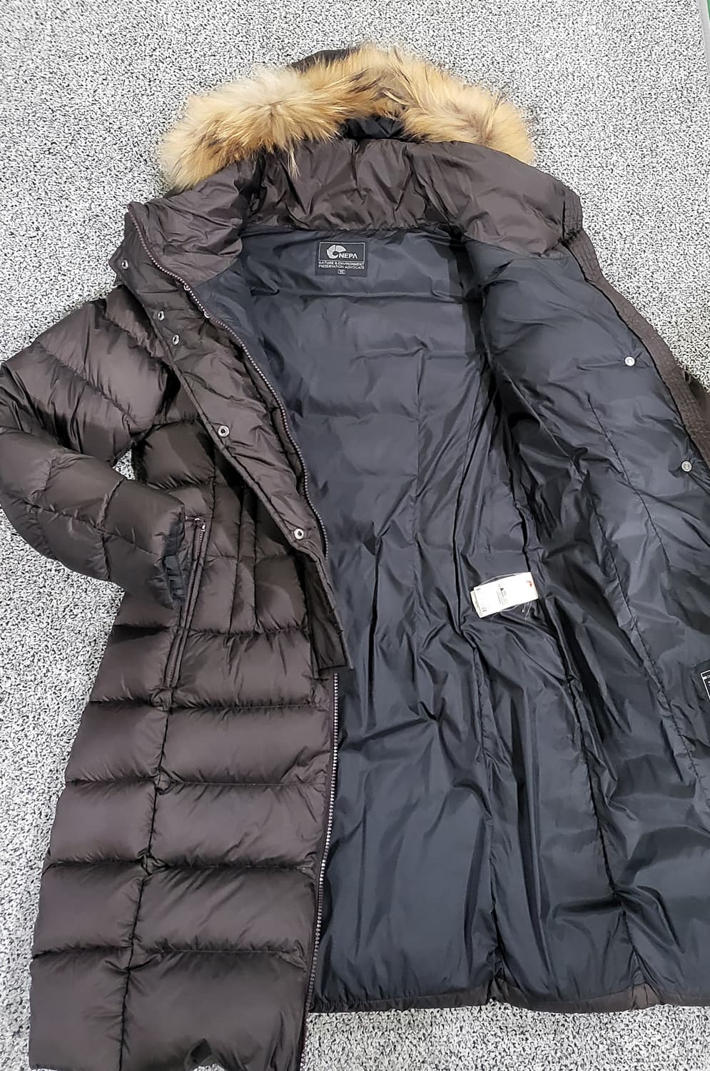 네파 여성 롱패딩 (거위솜털 90 / 깃털 10, 라쿤 퍼 후드) 상품이미지7