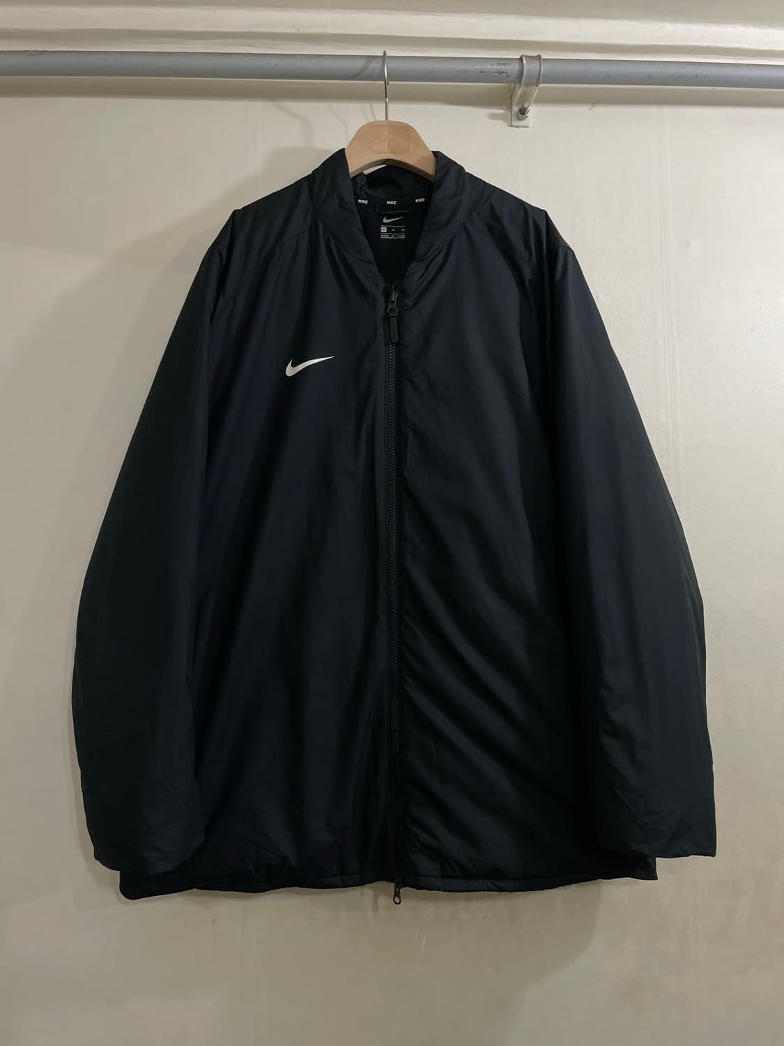 나이키 구스 다운 봄버 패딩 자켓 블랙 상품이미지1