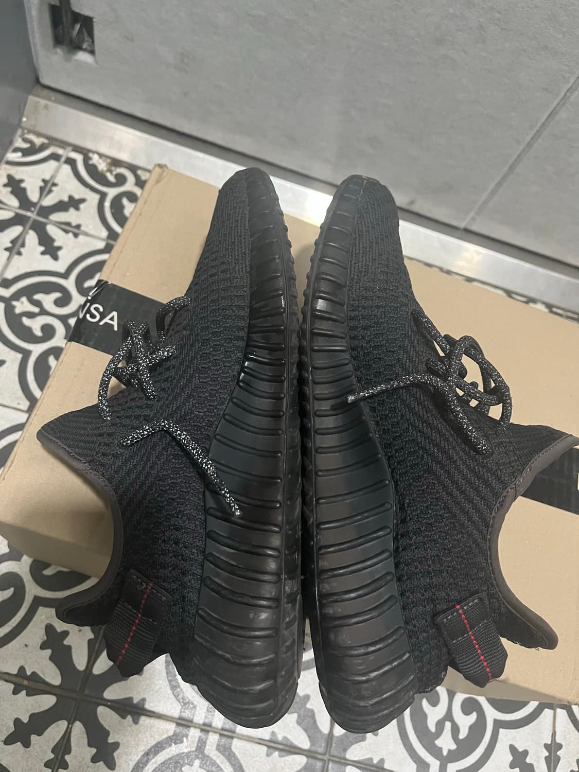 이지부스트 350 v2 논리플렉티브 상품이미지6