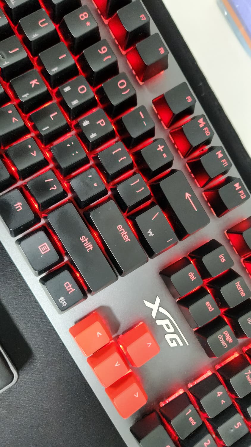 # ADATA XPG 게이밍 키보드 스피드 은축 기계식 키보드 급처 상품이미지2