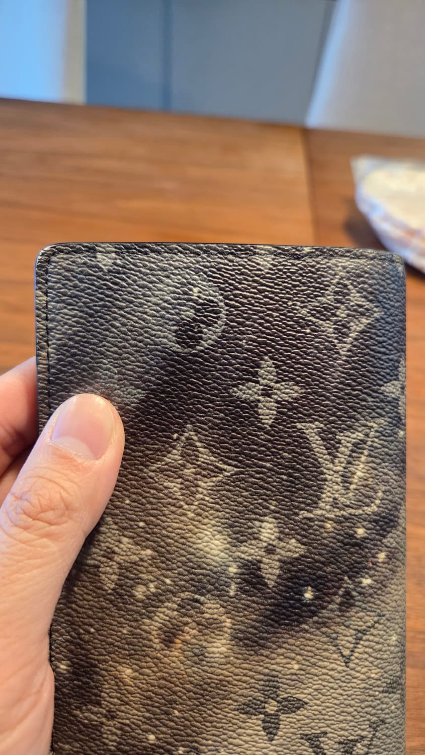 루이비통 갤럭시 장지갑팝니다. 상품이미지5