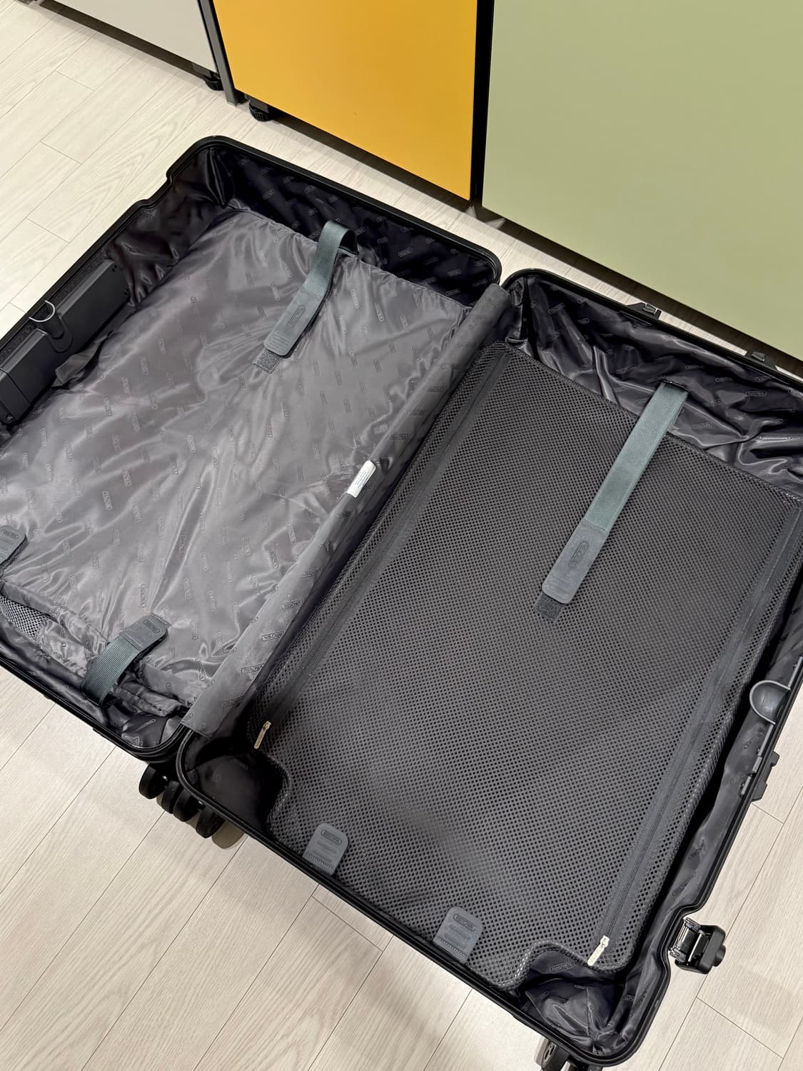 리모와 전자태그 오리지널 블랙 체크인L 상품이미지5