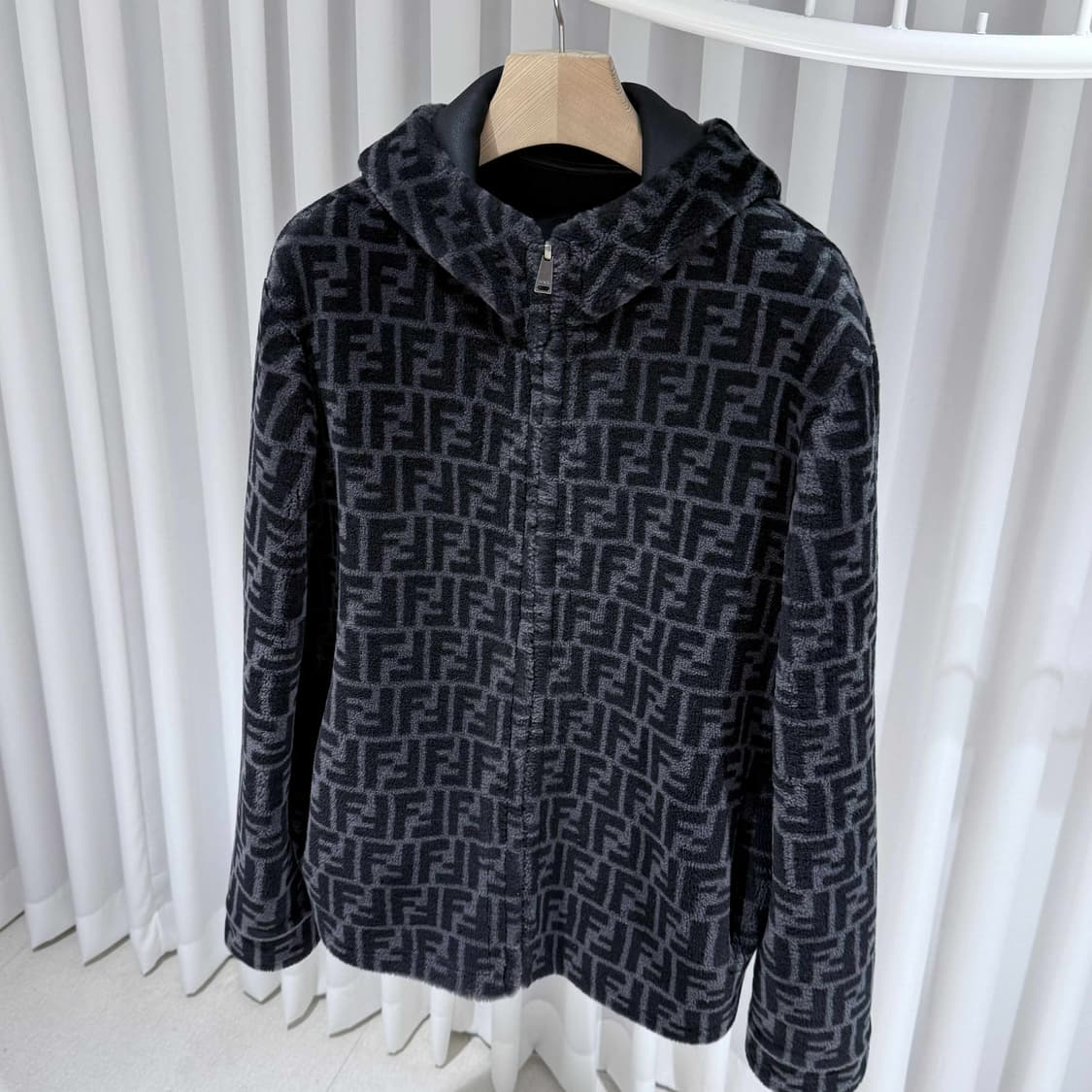 50 / 펜디 시어링 레더 리버시블 무스탕  상품이미지4