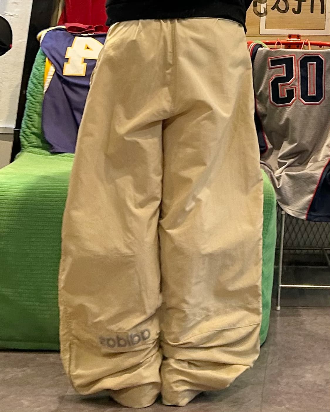 Adidas beige nylon track pants 상품이미지3