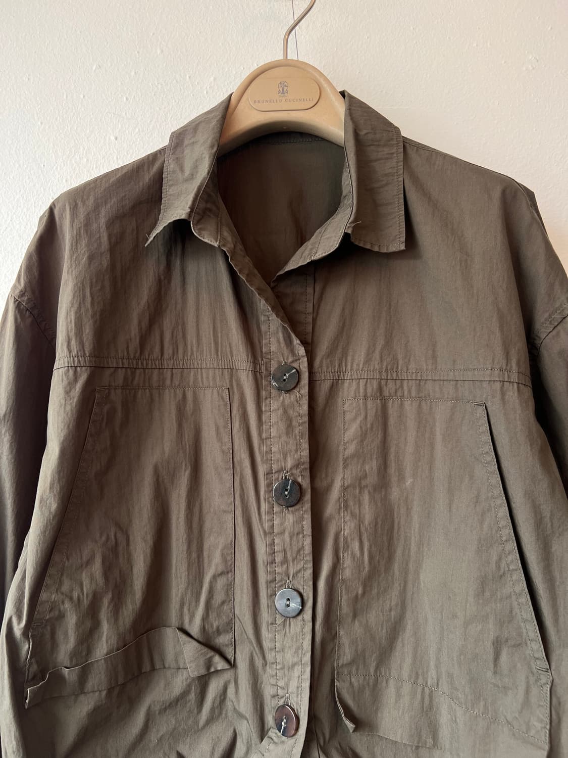 앳지 AtG 여성 카키 바람막이점퍼 크롭점퍼 상품이미지1