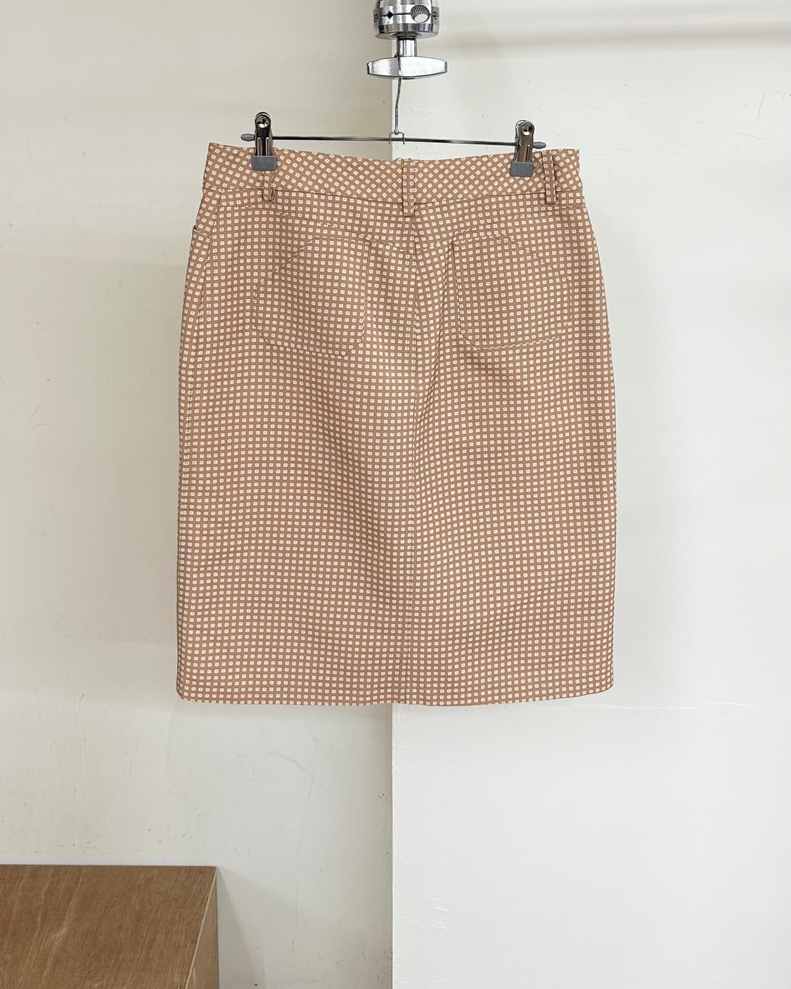 블루마린 베이지 패턴 미디 스커트  상품이미지3