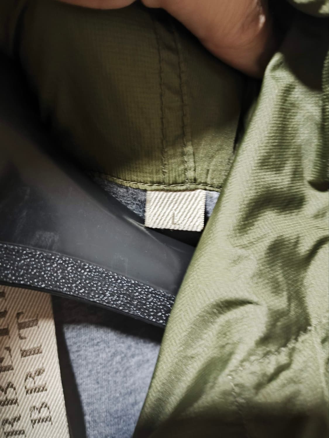 L 버버리 나일론 스트링 후드 야상 모즈코트 카키 상품이미지3