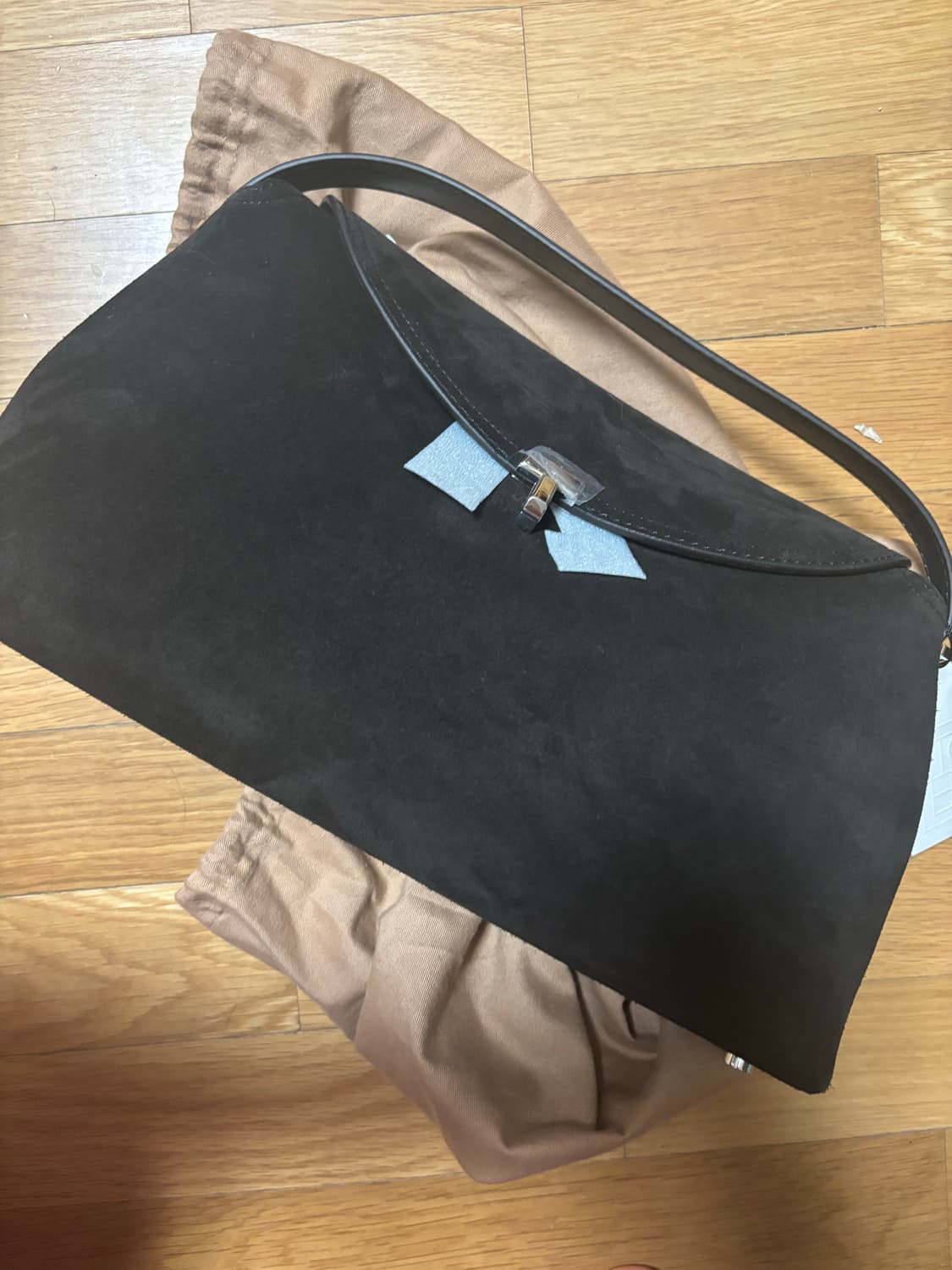 토템 티락 탑 핸들백 상품이미지1