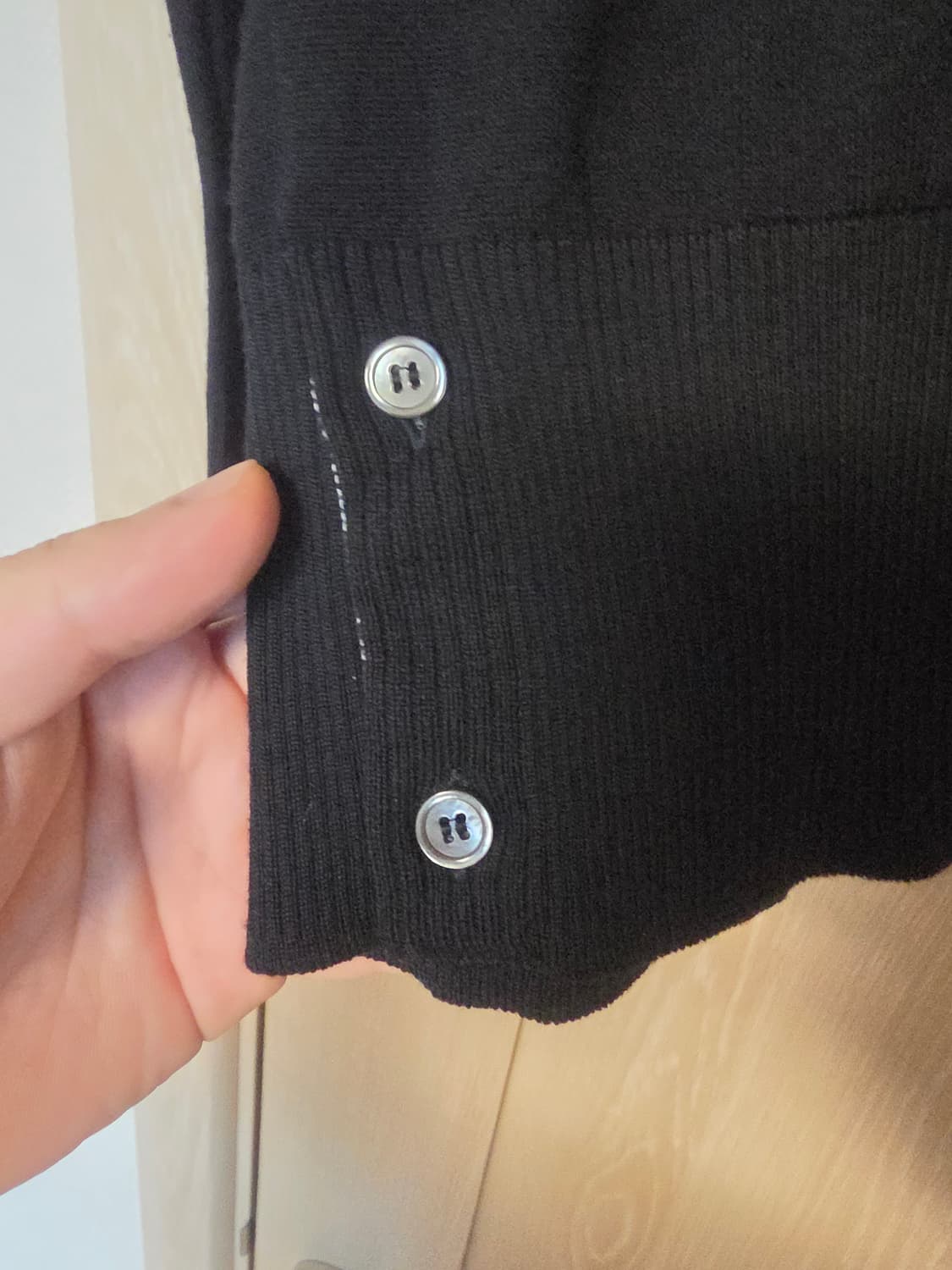 [24/3사이즈] 톰브라운 메리노울 가디건 네이비 상품이미지4