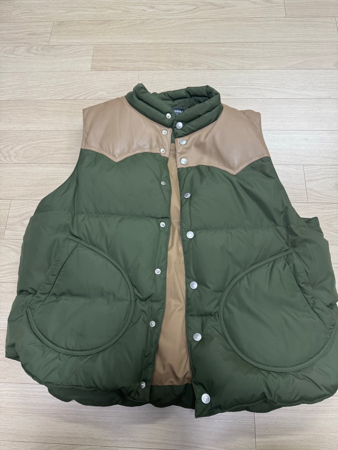 프리즘웍스 조끼패딩 M 상품이미지2