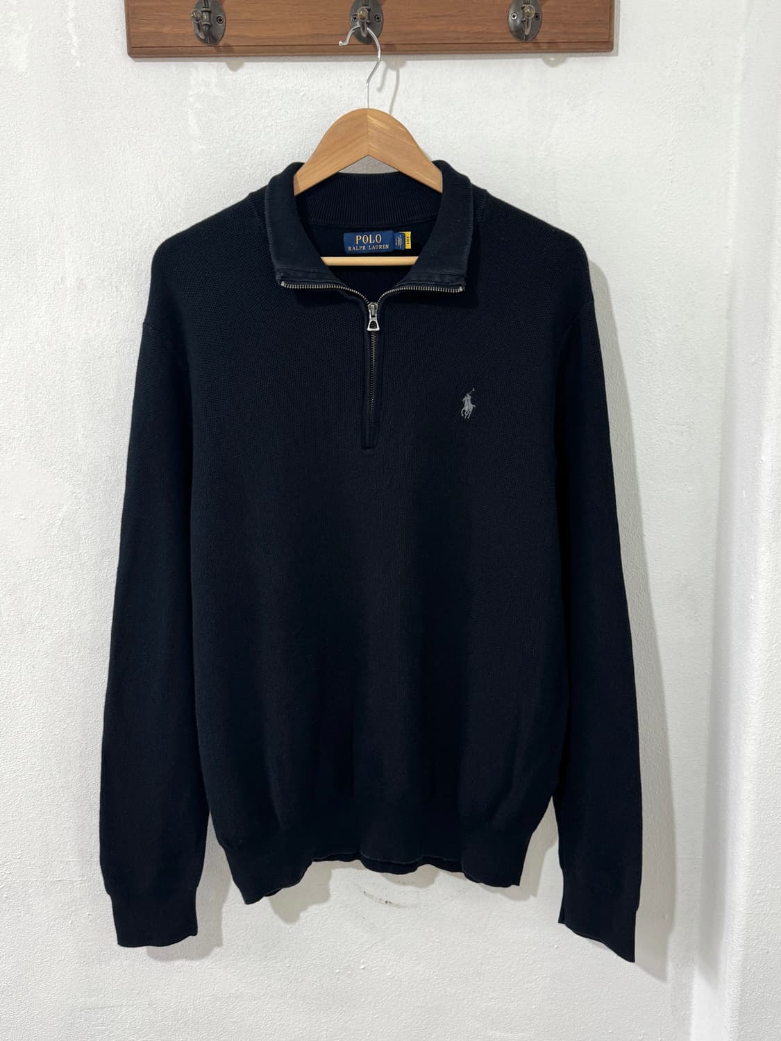 QR 신형 폴로 반집업 블랙 상품이미지2