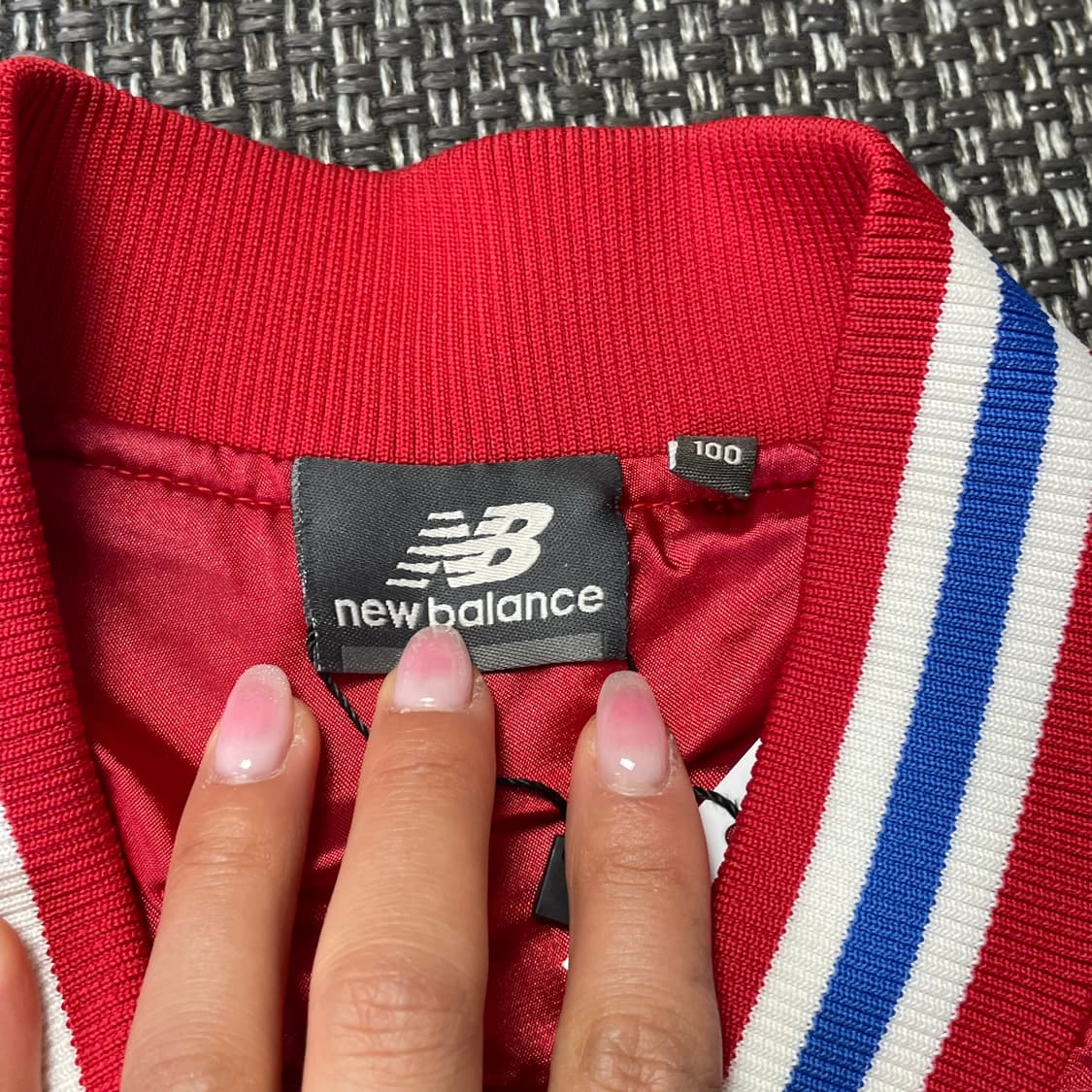 뉴발란스 샤틴 바시티 점퍼 100 상품이미지4