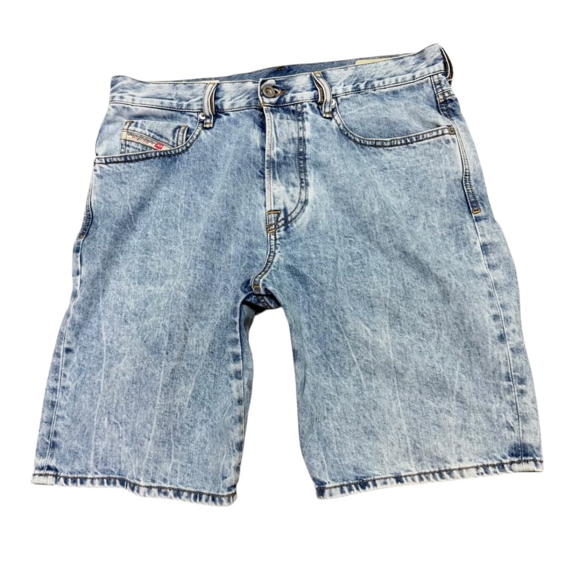 디젤(DIESEL)워싱 데님 반바지 상품이미지1