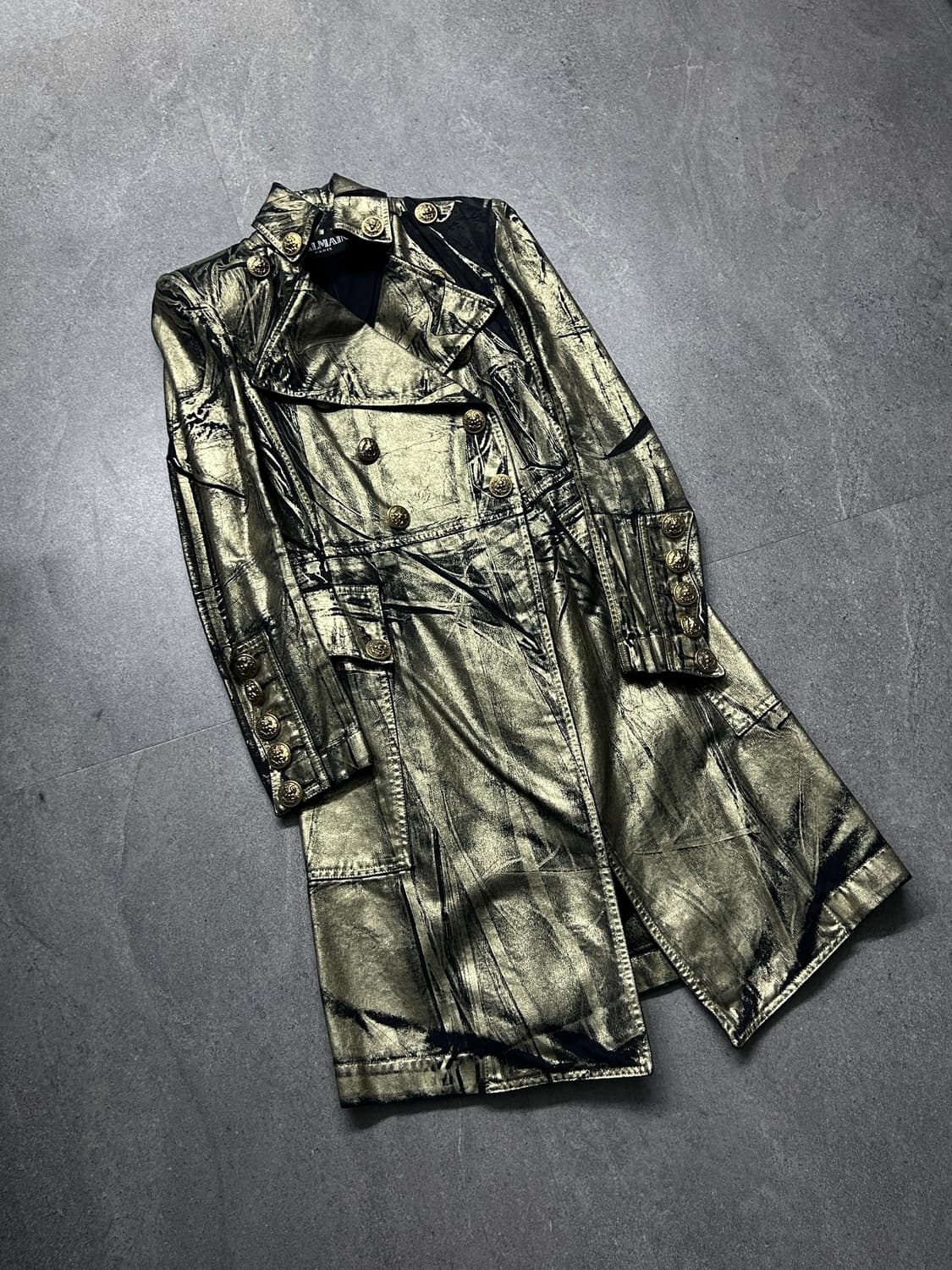 발망 데카르넹 골드 브러쉬드 나폴레옹 코트 상품이미지2